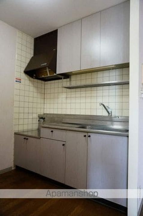 静岡県浜松市中央区曳馬4丁目の賃貸マンションのキッチン