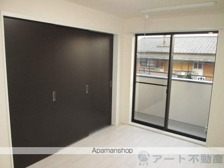 愛媛県松山市小坂4丁目の賃貸アパートの内装