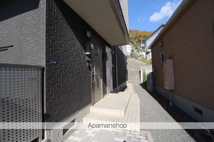 岡山県岡山市北区津島東4丁目の賃貸アパートの外観
