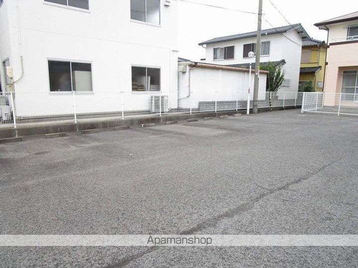 エルジェB-22のその他画像