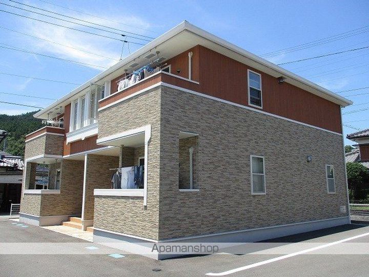 愛媛県新居浜市横水町の賃貸アパートの外観