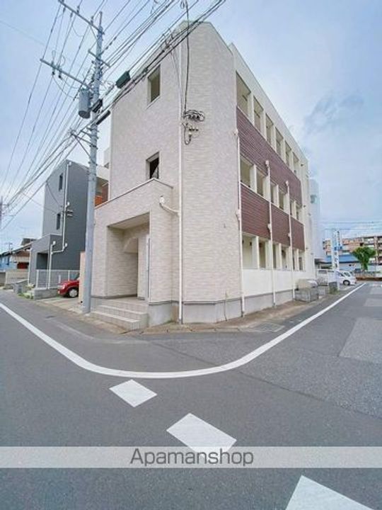 埼玉県吉川市木売3丁目の賃貸アパートの外観