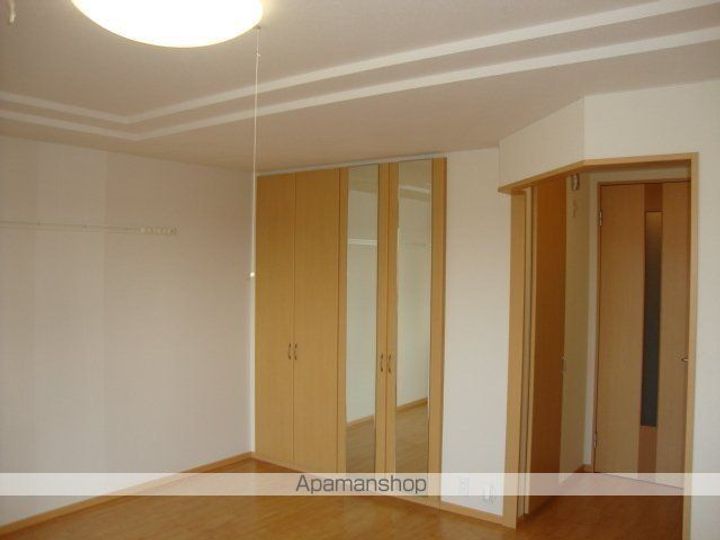 愛知県名古屋市西区歌里町の賃貸マンションの内装