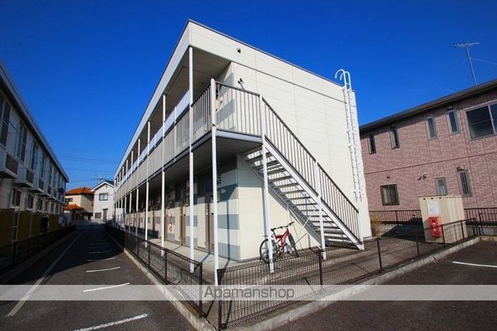 レオパレスオーチャードの外観