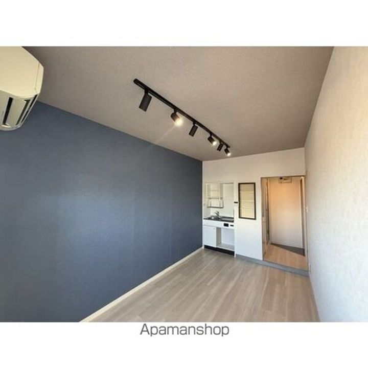 プレスイン城屋敷4Dの居間