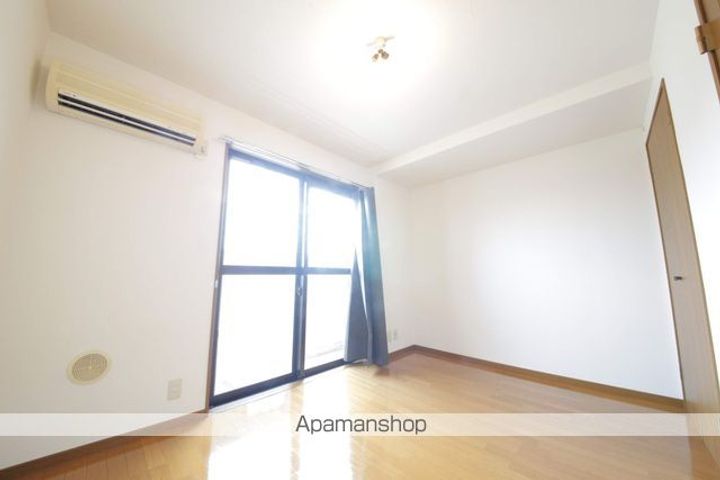 エクセレンス・AYA202の内装