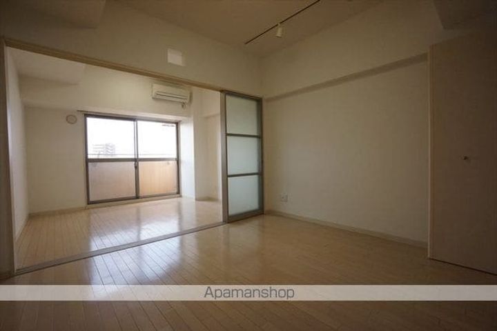 HF名駅北レジデンス EAST606の居間