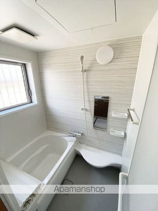 ミニハウスの風呂