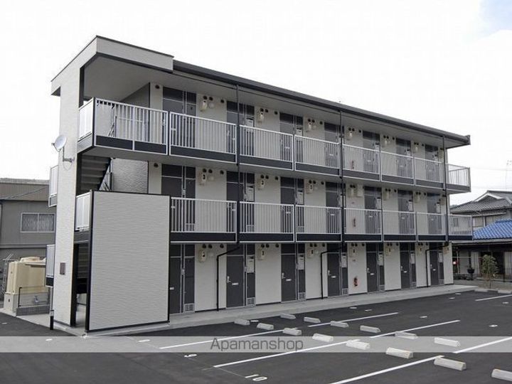 レオパレスグローリー207の外観