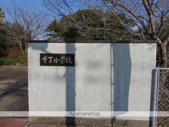 ヴィラ・チェロⅠの周辺