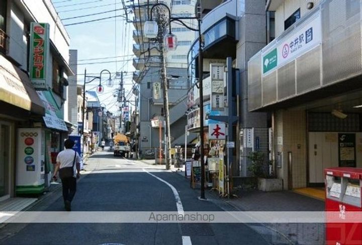 東京都新宿区中落合1丁目の賃貸マンションの周辺