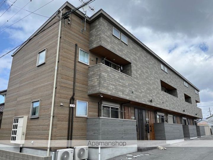 滋賀県長浜市平方町の賃貸アパート105の外観
