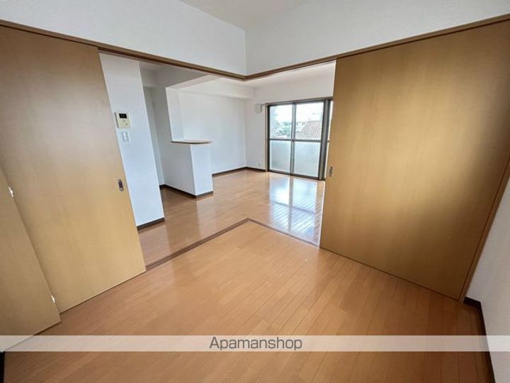 レインボーハウス303の内装