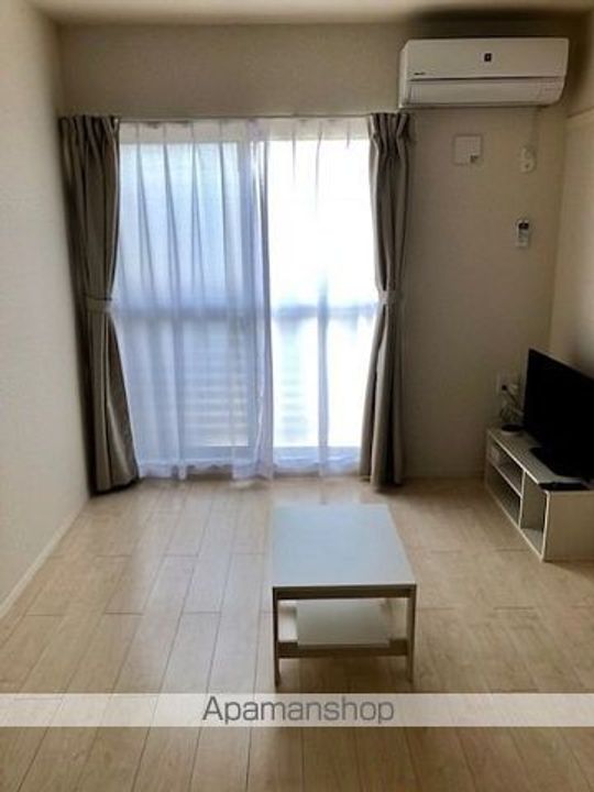 クレイノマーレ蕨Ⅱの居間