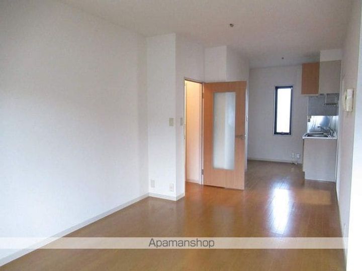 岩手県盛岡市黒石野3丁目の賃貸アパート202の居間