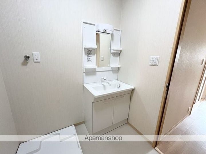 メゾン神照103の内装