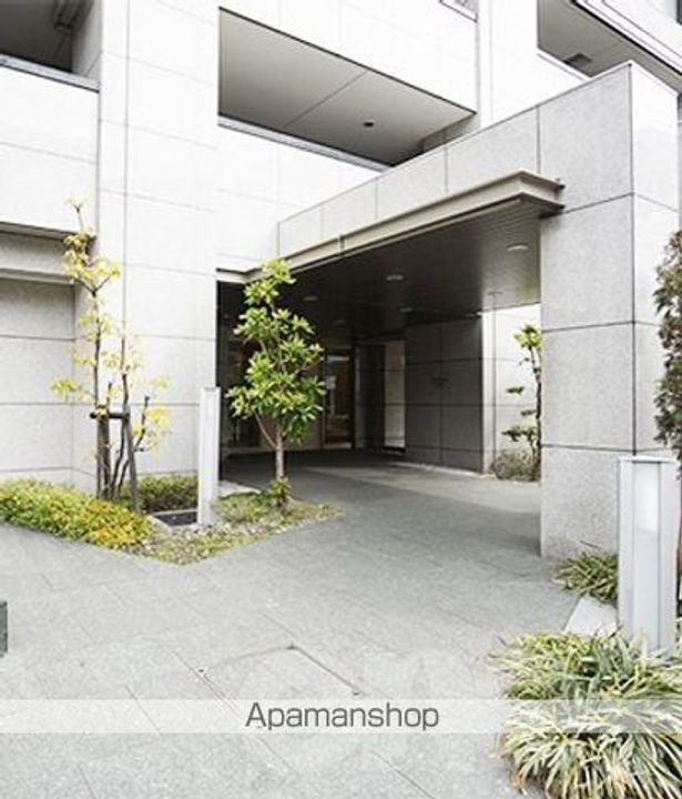 愛知県名古屋市中区千代田3丁目の賃貸マンションの外観