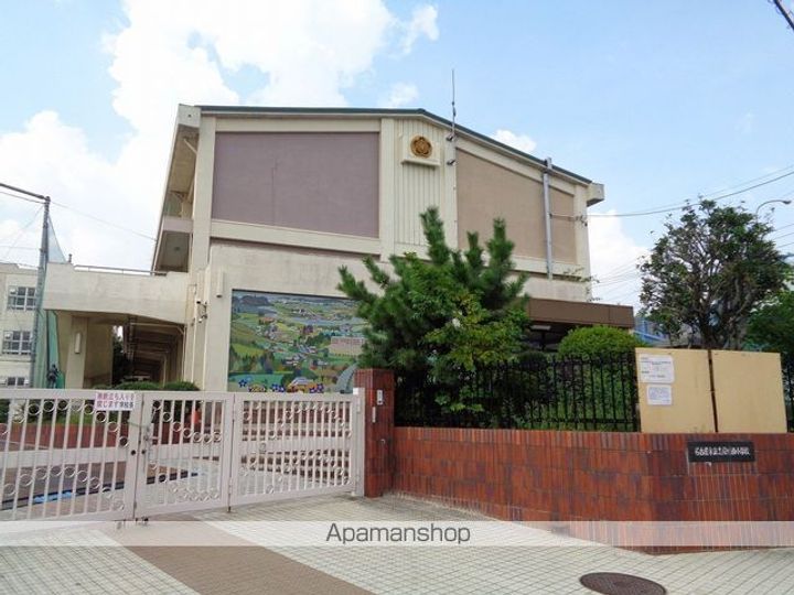 レオパレスソレアードⅡ104の周辺