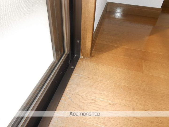 カリーテ飛翔301の内装