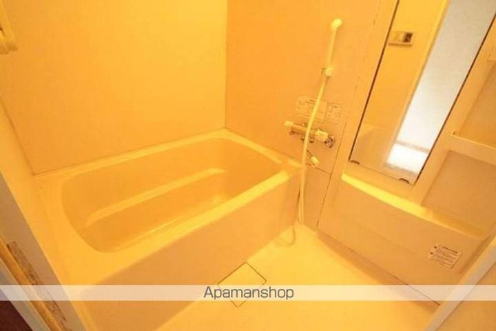 一番町12−9一棟二戸建1の風呂