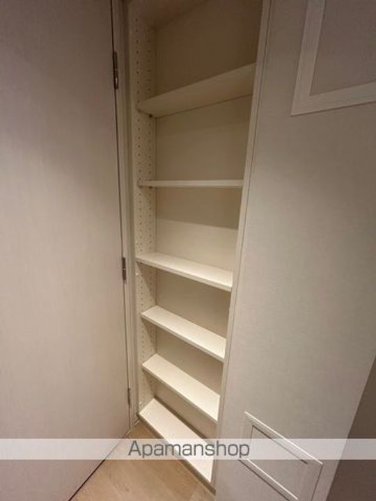 東京都渋谷区初台1丁目の賃貸マンションの内装