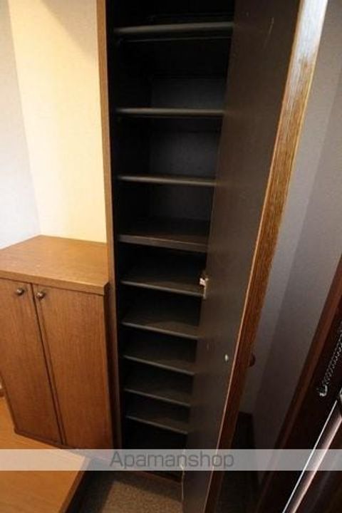 フラワーヒル Bの内装