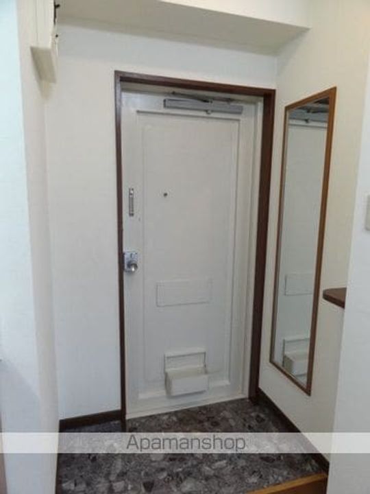 サンステージ大町3-Dの玄関