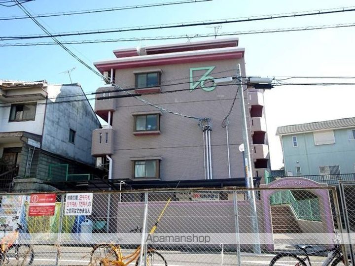 ドール滝子406の外観