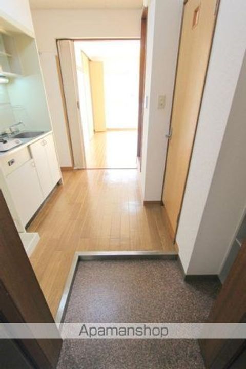 香川県高松市香西北町の賃貸マンションの玄関