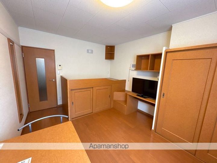 レオパレスクオーレの居間