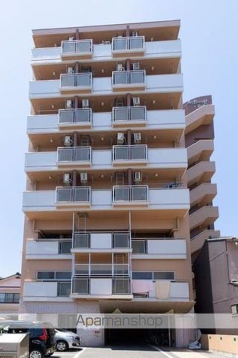 ルポーゼ・セルソ407の外観