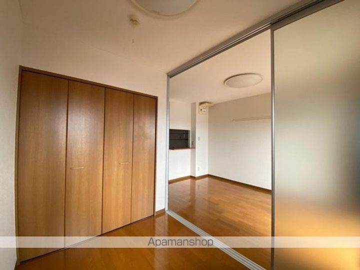 香川県高松市前田東町の賃貸マンションの内装