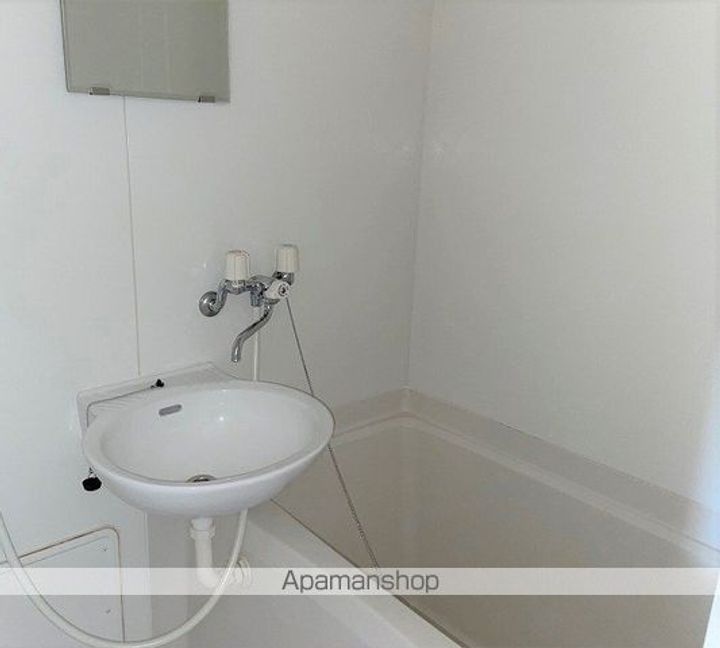 レオパレスミワノ パークのキッチン