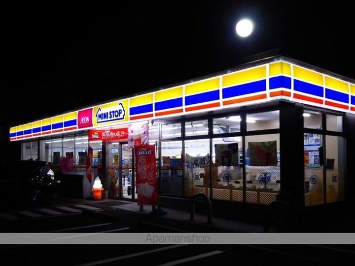 ガーデン スクエア Bの周辺