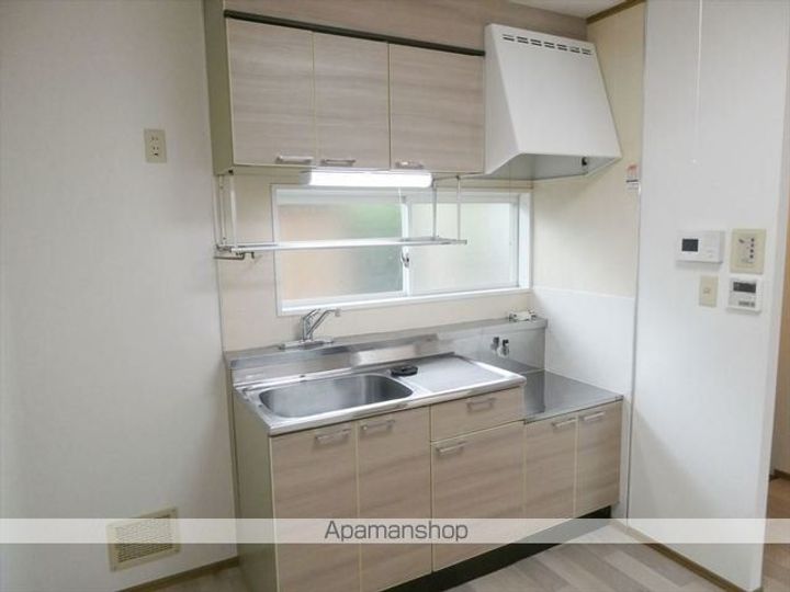 福島県郡山市片平町字大山南の賃貸アパートのキッチン