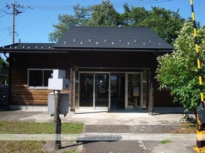 クレインの周辺