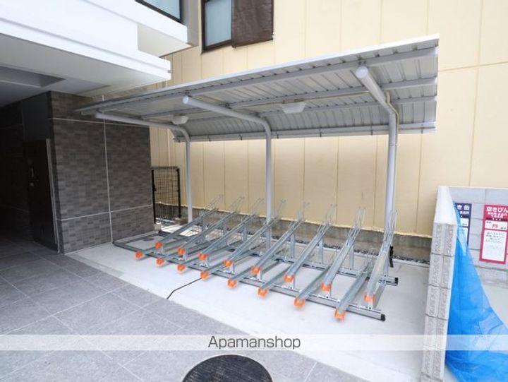 愛知県名古屋市東区泉2丁目の賃貸マンションの外観