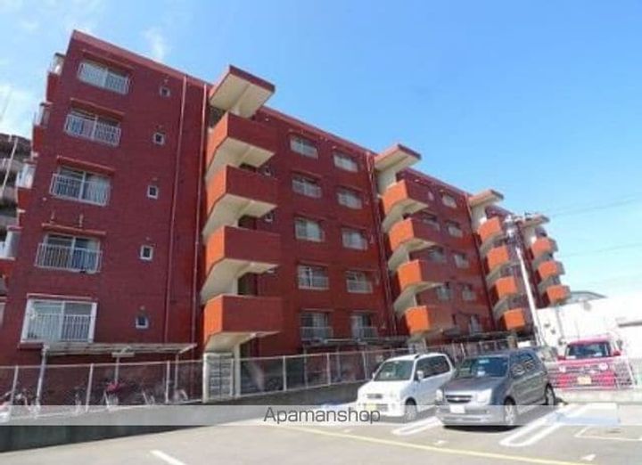 エメラルドマンション箱崎Ⅲの外観