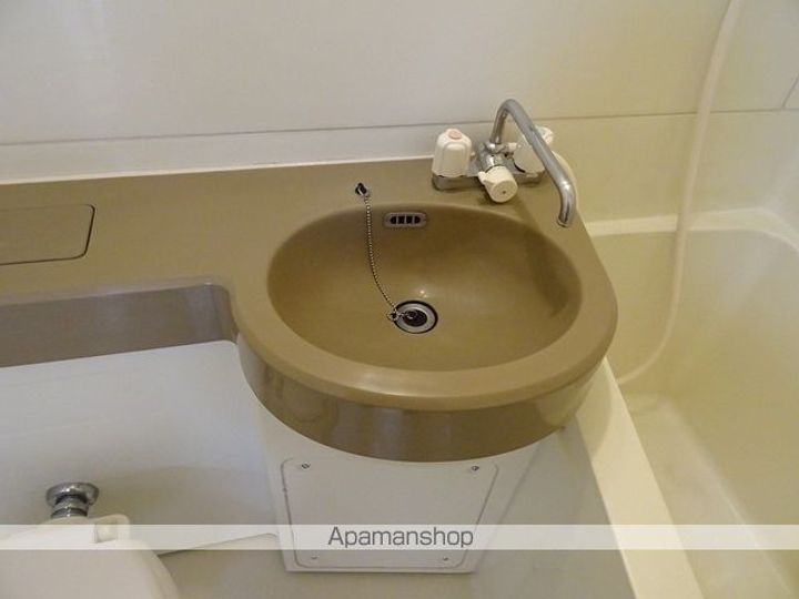 イーグルハイツ宮千代206の内装