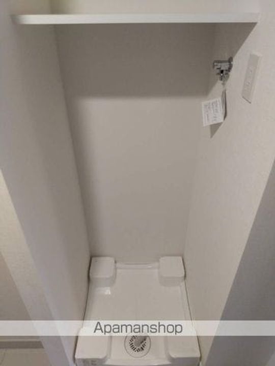 東京都中野区本町5丁目の賃貸マンションの内装