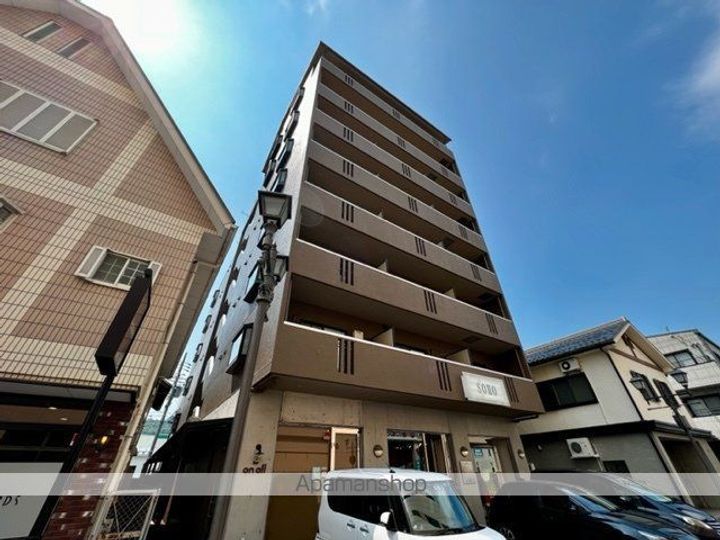 滋賀県東近江市八日市浜野町の賃貸マンションの外観