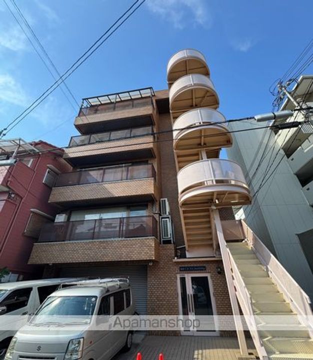 清水丘ファーストビルの外観