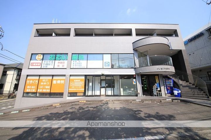 クレセントヒルズの外観