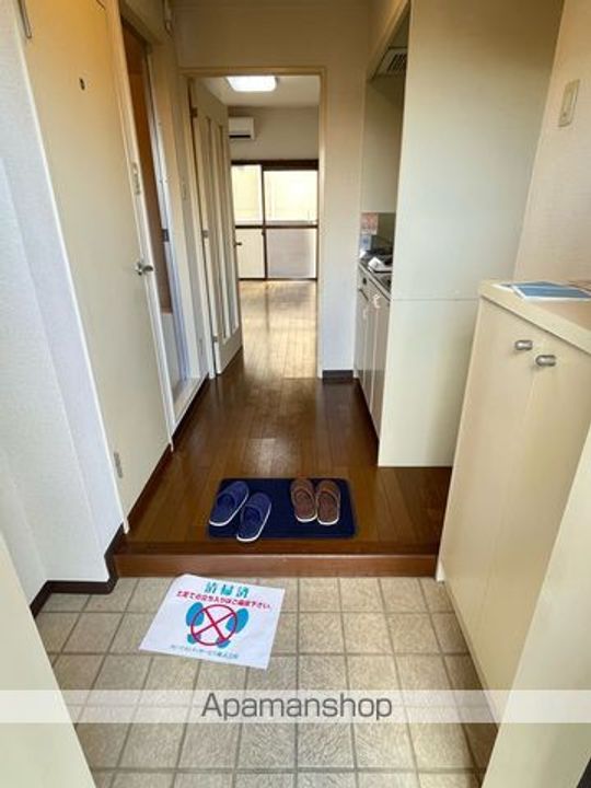 大阪府堺市堺区北庄町3丁の賃貸マンションの内装