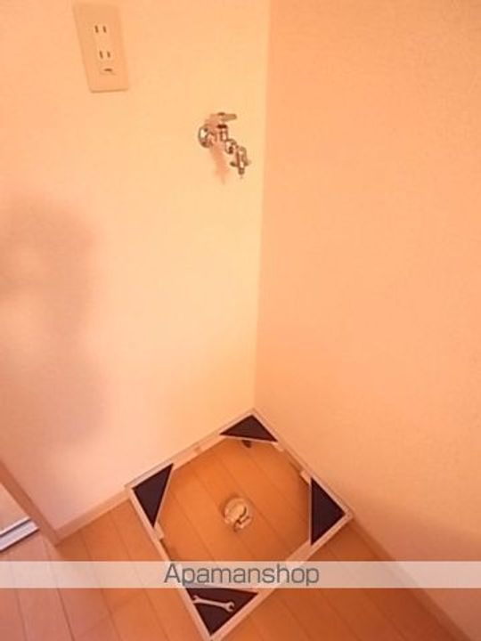 東京都日野市大字日野の賃貸アパートの内装