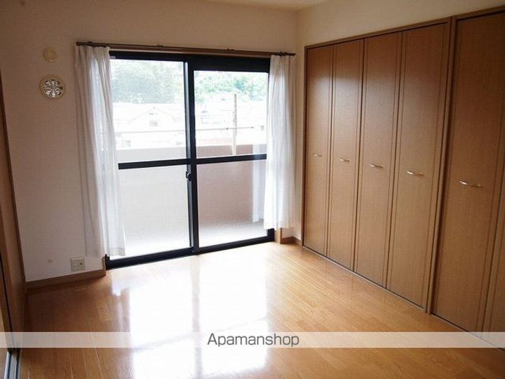 ガーデンハイム樗 1番館1-503の内装