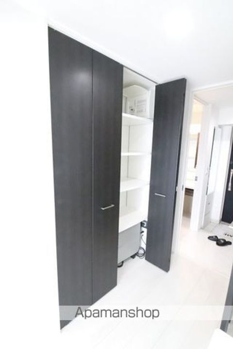 東京都立川市幸町3丁目の賃貸マンションの内装