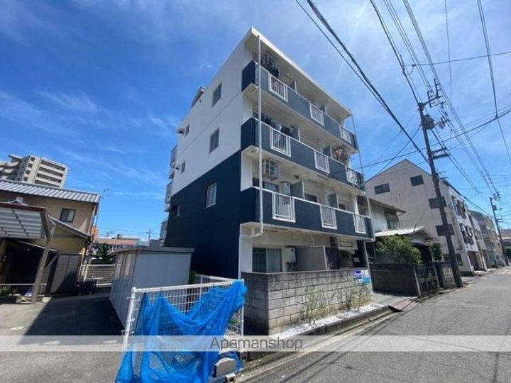 香川県高松市室新町の賃貸マンションの外観