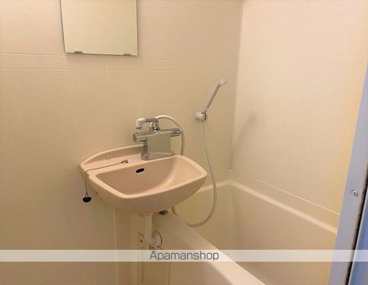 レオパレスメルシー新和の風呂