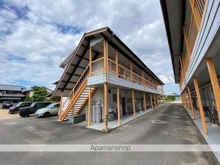 ピースレジデンス A・B棟B-10の外観